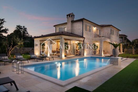 Haus Poreč, 359m2 1627579062 villa elena 21
