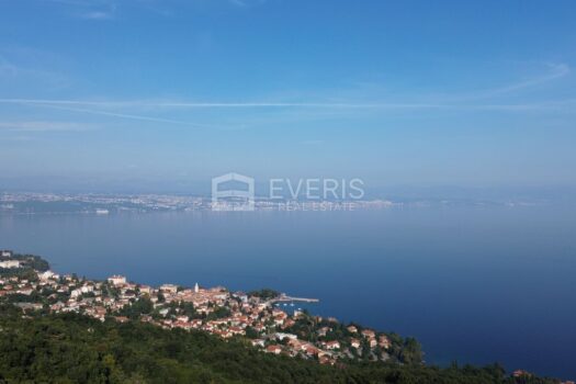 1696413648 dji 0038 4