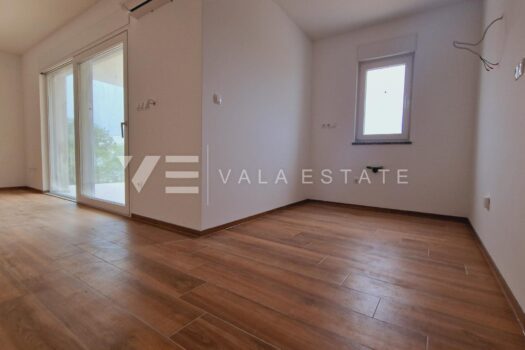 1697795660 20231018 150952