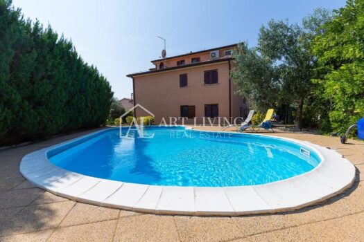 Istrien, Novigrad - eine schöne Wohnung mit Swimmingpool in ruhiger und schöner Lage 1708428680 4