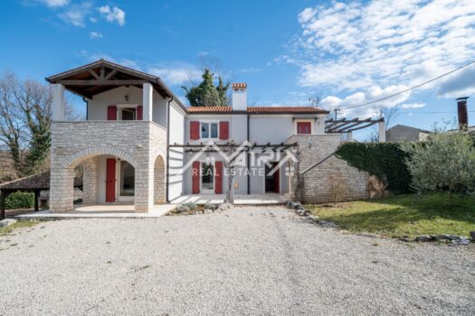 1708504069 dsc 4302 hdr