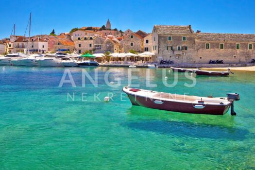 Kroatien, Hvar, Vrboska - Baugrundstück in ruhiger Lage mit Meerblick, 1.292 m 1712842868 top 5 outdoor activities in croatia