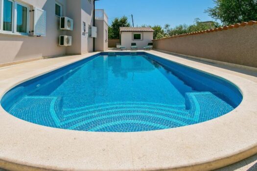 1719908673 120303422 1