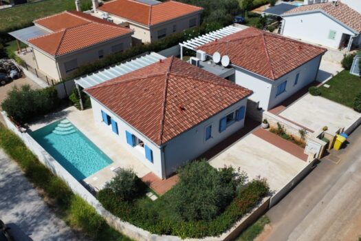 1724834442 1000009987 1