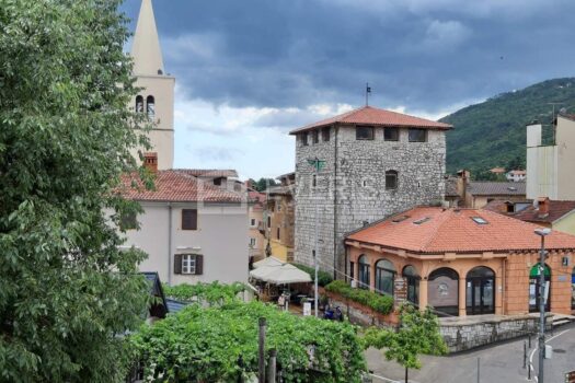 Wohnung Lovran, 152m2 1673952090 lovran stan u vili 152 m2 drugi red do mora 321276 4 4