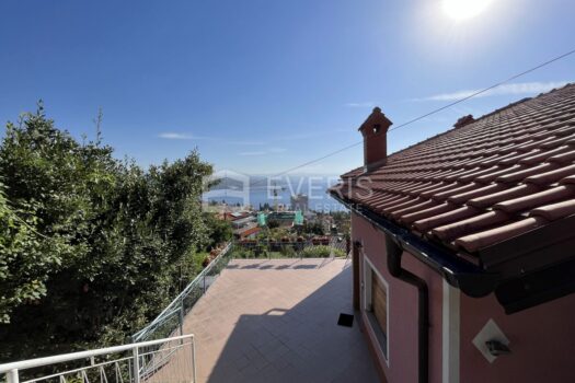 1695812512 img 26611 4