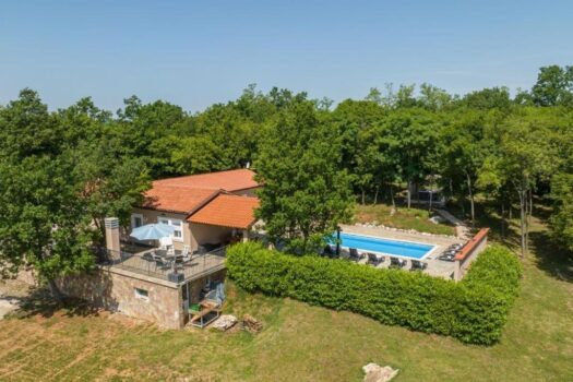 Haus Labin, 198m2 1732266488 500157567 1