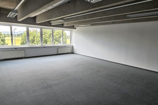 5p4X7kUUz8bsAoXWnzPhRC