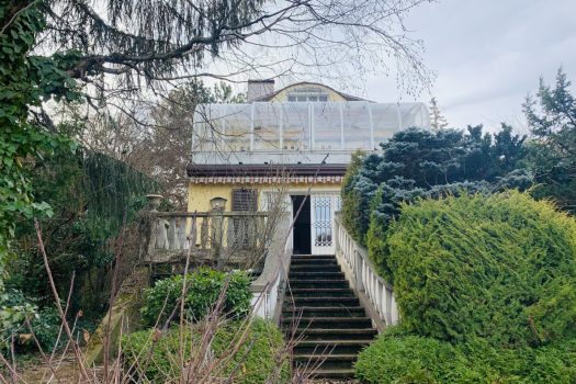 Liegenschaft mit Potential und schönem Blick in Ober St. Veit/Hietzing ! Hausansicht