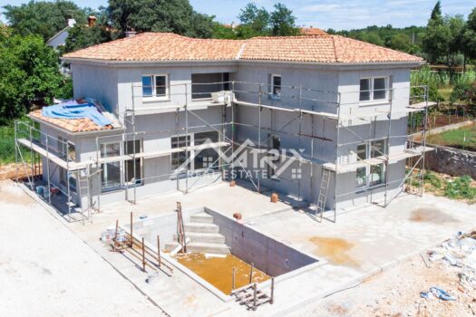 1690456087 veleniki kuca eurorez 14