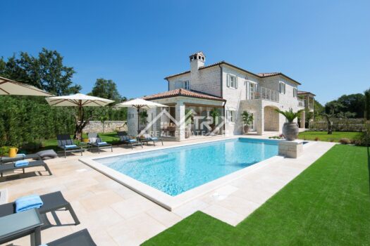 Vrsar-Gebiet, rustikale istrische Villa mit freiem Blick 1706531867 istarska vila sa bazenom na prodaju 1