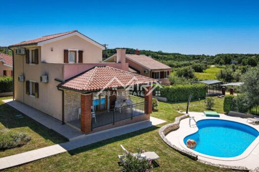 1715614565 vila sa bazenom na prodaju porec 4