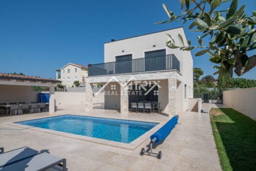 Savudrija Umgebung, moderne Villa mit Pool 1725959720 dsc 4624