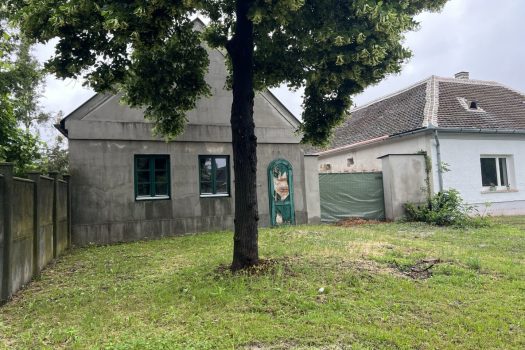 35A17gVLbBC3r1dUVJtHil