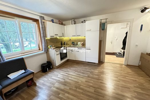 Günstige Wohnung BREGENZ, zentral zum ÖBB-Bahnhof/Bregenz Riedenburg, zu Fuß ca. 140 m/2 Min., 1 Bahn-Station bis Bahnhof Bregenz Zentrum, 2 Stationen bis Bahnhof Bregenz Hafen! Sehr gute Infrastruktur. 4tVxihdBiX5wm1Zs8KYBUV