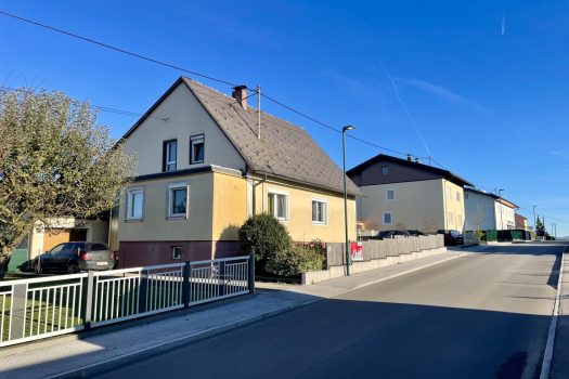 Mehrfamilienhaus mit viel GRUND 7jKDIRZdPYso41t1NouenJ