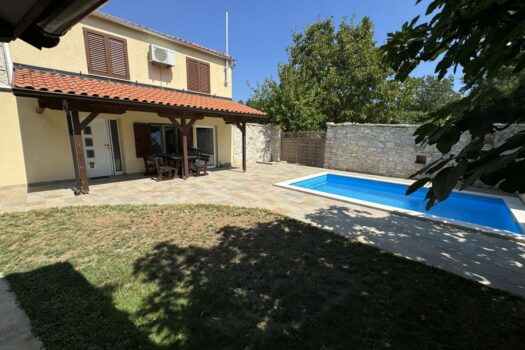 1723546892 1000009050