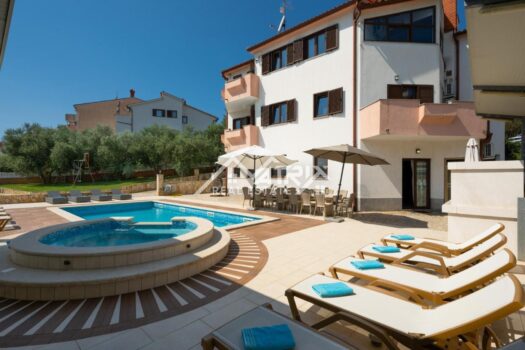 1731580312 pula img 31