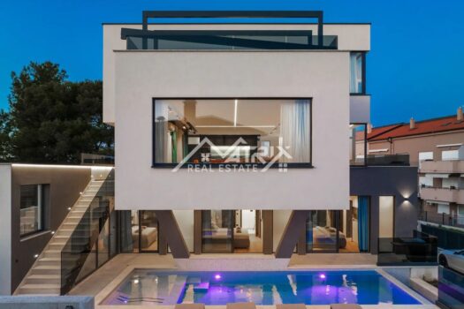 1731597320 a4de3db2 23e7 4387 9266 e0bc61d858e2