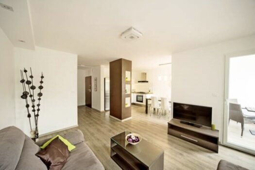 1734943734 1000017679