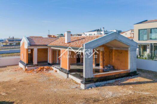 1736243425 prizemnica sa pogledom na more prodaja istra 3