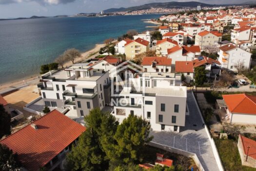 VODICE – SRIMA – LUXUS-PENTHOUSE IN ZWEITER REIHE ZUM MEER S8 1736681837 s7