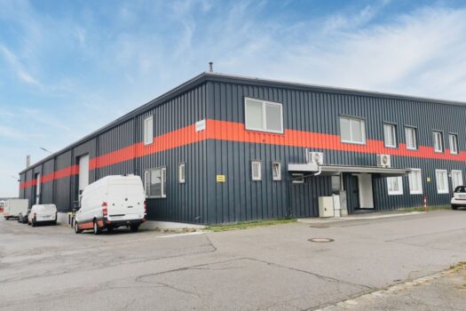 2.500m² Lagerhalle mit Rampen & 250m² Büro! Unbefristet! Optionale Freiflächen verfügbar! 5yy4ykFbYl4TNLHCI2gqrx