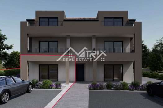 1727698221 porec okolica jednosoban stan u prizemlju s prostranim dvoristem