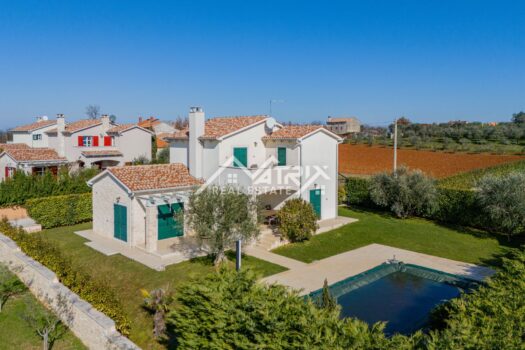 1740063390 kuca sa bazenom na pordaju istra 7