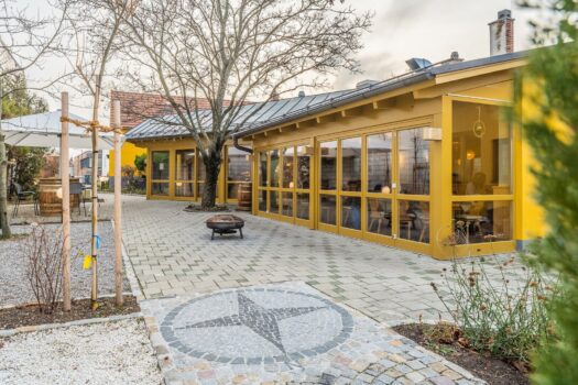 GEWERBLICHE NUTZUNG als GASTHAUS / HEURIGER oder für BAUTRÄGER im WEINORT SOOSS 34a4T5jeLyjIXcAugrFsrq