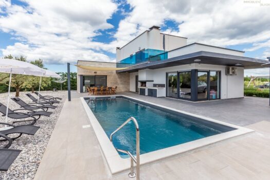 5noERfURv4YqwfmXsGXIJY