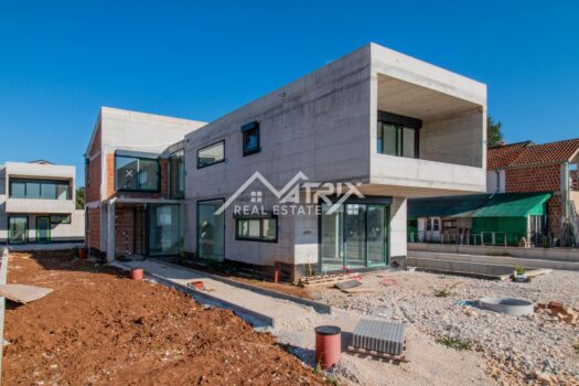 1731063233 filipini rosini edited 2