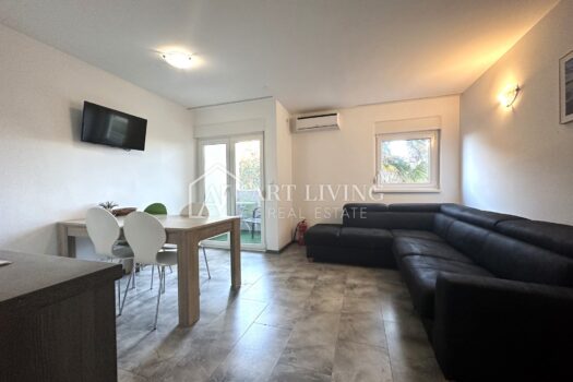 Istrien, Novigrad, Umgebung – GELEGENHEIT, moderne Wohnung in TOP-Lage – 200 m vom Meer entfernt 1734605582 img 9088