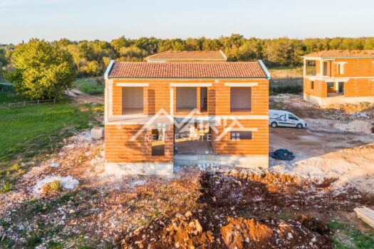 1736416367 porec prodaja kuce sa otvorenim pogledom na more 5