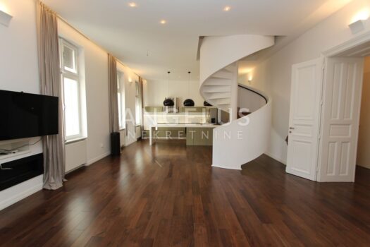 1741705225 img 1560 1