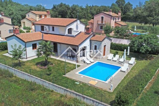 1742227499 whatsapp image 2025 03 12 at 12