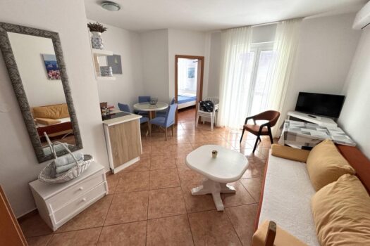 1743172890 1000026516