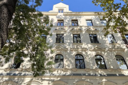 27OTmue3rjeAyip3j5H9sz 1