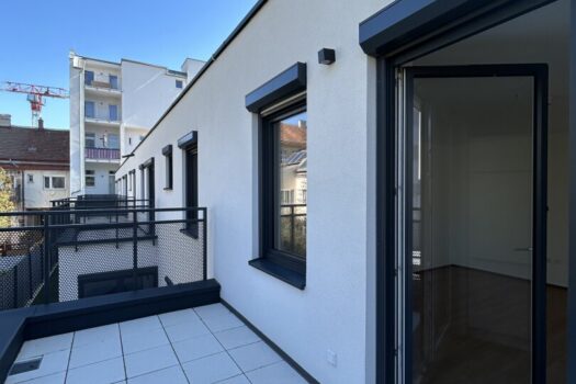 2HI1Bfv3i4JhKaJVWgJVcO