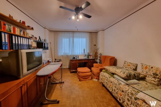 2lOyJCAytroRa9LjymxluM