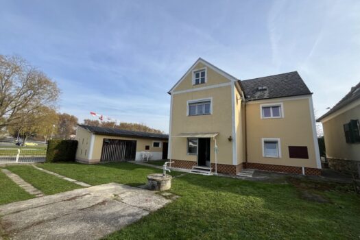 Großes Grundstück - Blick zur Burg mit renovierungsbedürftigem Haus zentral in Güssing 4QuCW3dYnRGUMQJA6LQ5qE