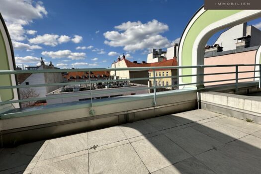 5DTCsFo1tKMlwfB3PoxbmM