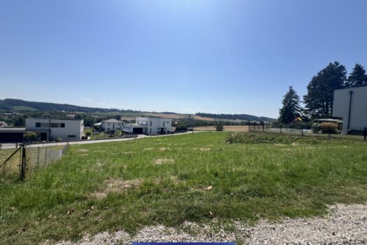 Südhang Grundstück mit Weitblick in Pichl bei Wels - KEIN BAUZWANG Grundstück