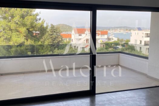 1721376445 67ac1adb 1c3b 435f b736 1e74658b54e3