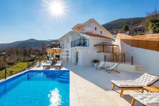 1722602380 cku160 pool 01 1