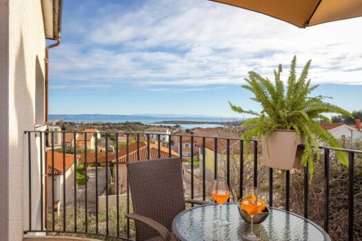 1732632050 420904923