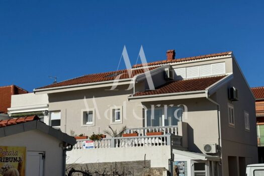 TRIBUNJ/ZENTRUM, HAUS MIT 3 WOHNUNGEN + GESCHÄFTSRAUM 1735498561 1