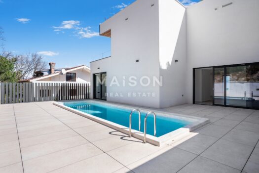 Opatija - Luxuswohnung mit Pool, 360,38 m² 1742823739 villa opatija 20