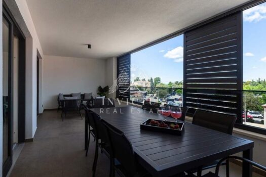 1743531304 380619837 264372 0