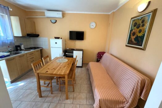 1744038843 1000027553